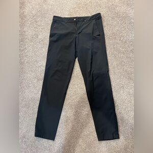Lululemon Men's Black trousers